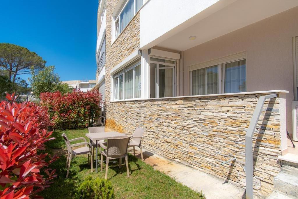 Ajten Apartments Дуррес Екстер'єр фото