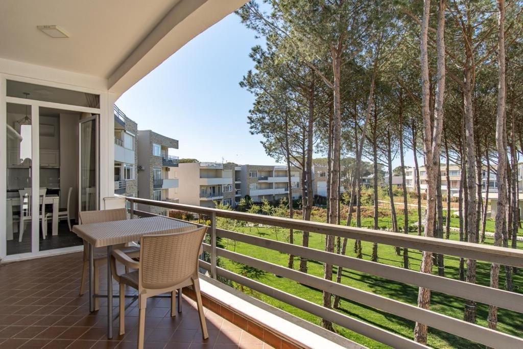 Ajten Apartments Дуррес Екстер'єр фото